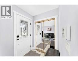 380 Taradale Drive NE - photo 2
