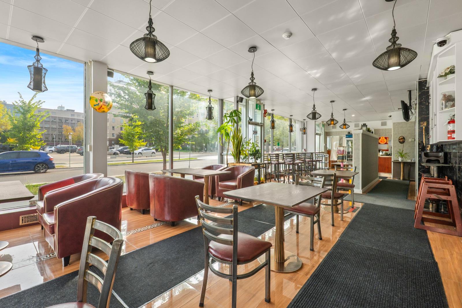 Photo 37 of 71