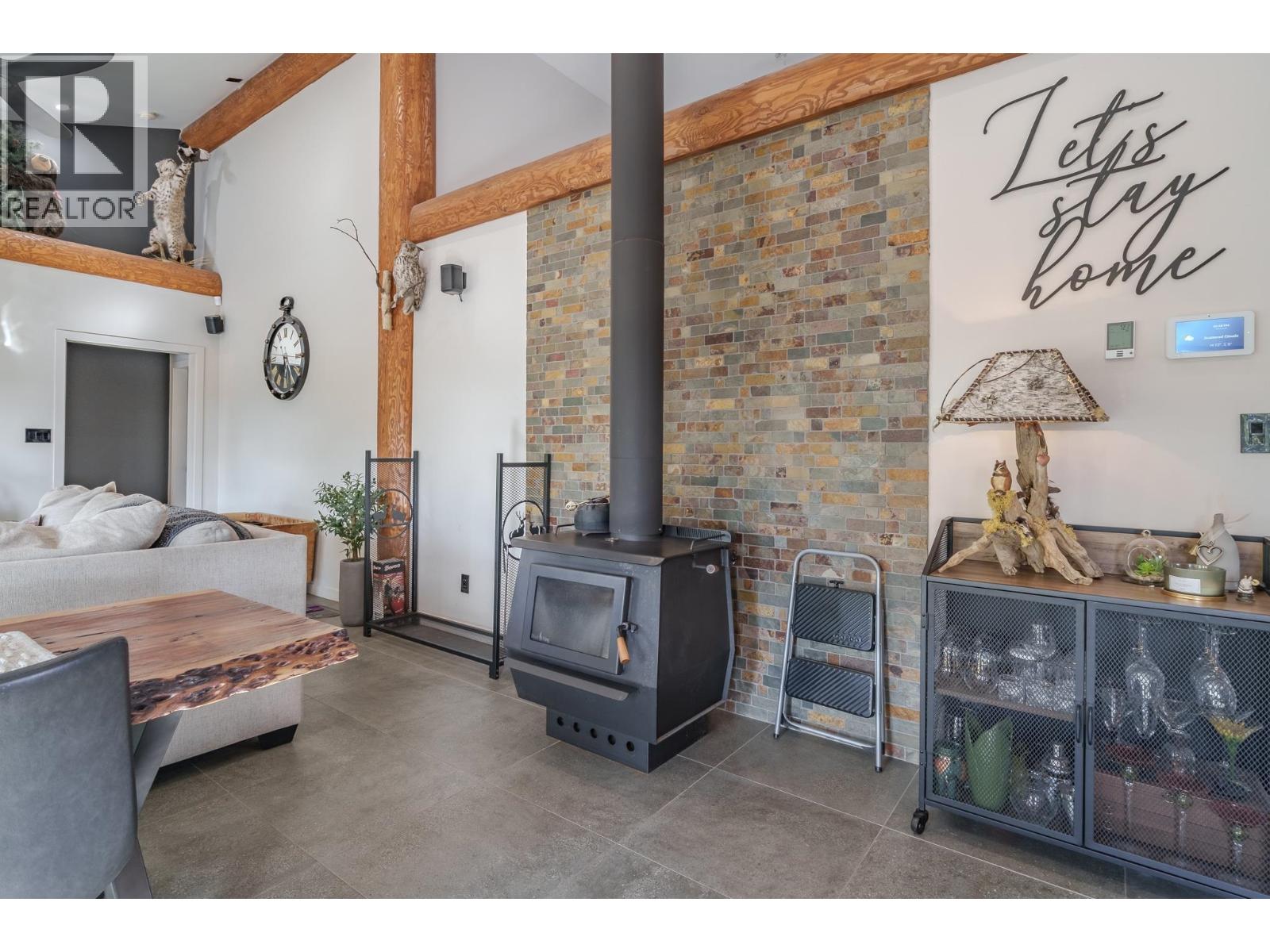  6105 LITTLE FORT 24 Highway, Lone Butte - Image 1