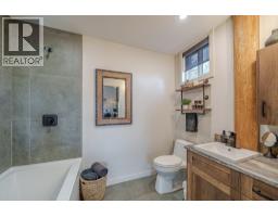 6105 Little Fort 24 Highway, Lone Butte, BC V0K1X0 Photo 23