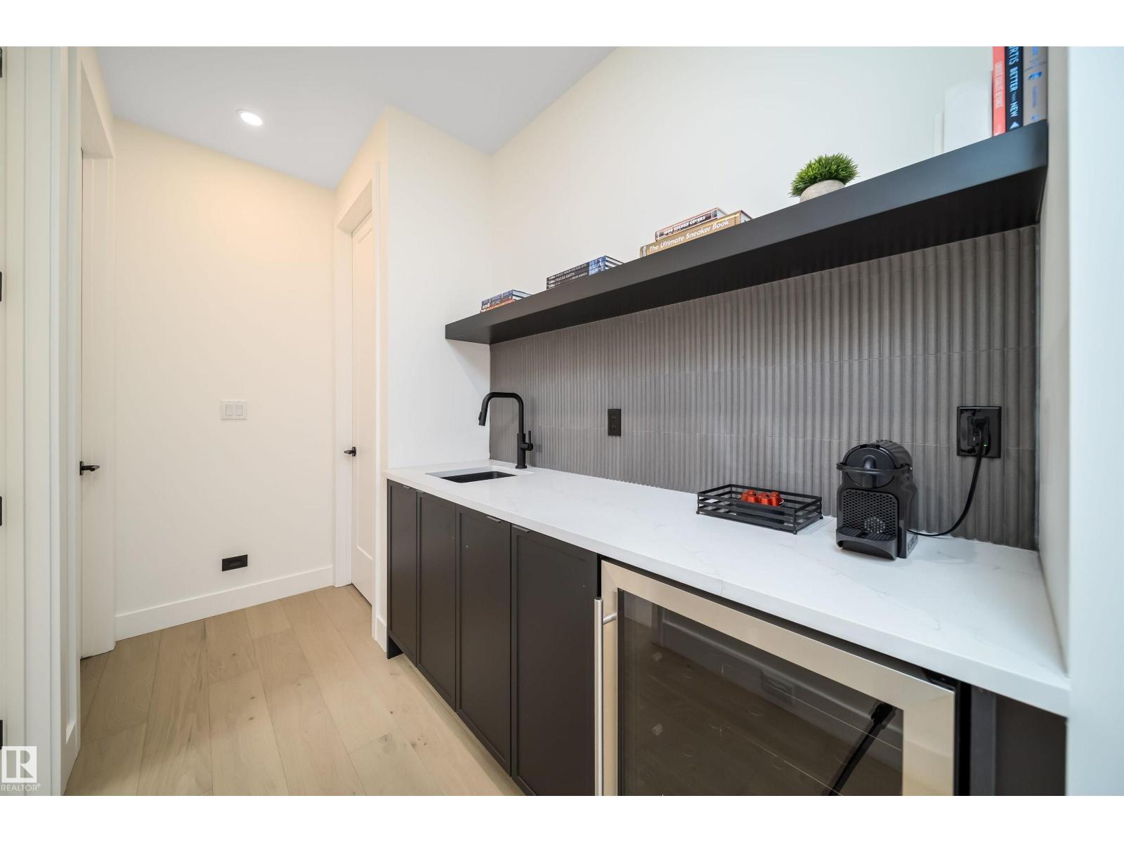 10414 134 ST NW - 54