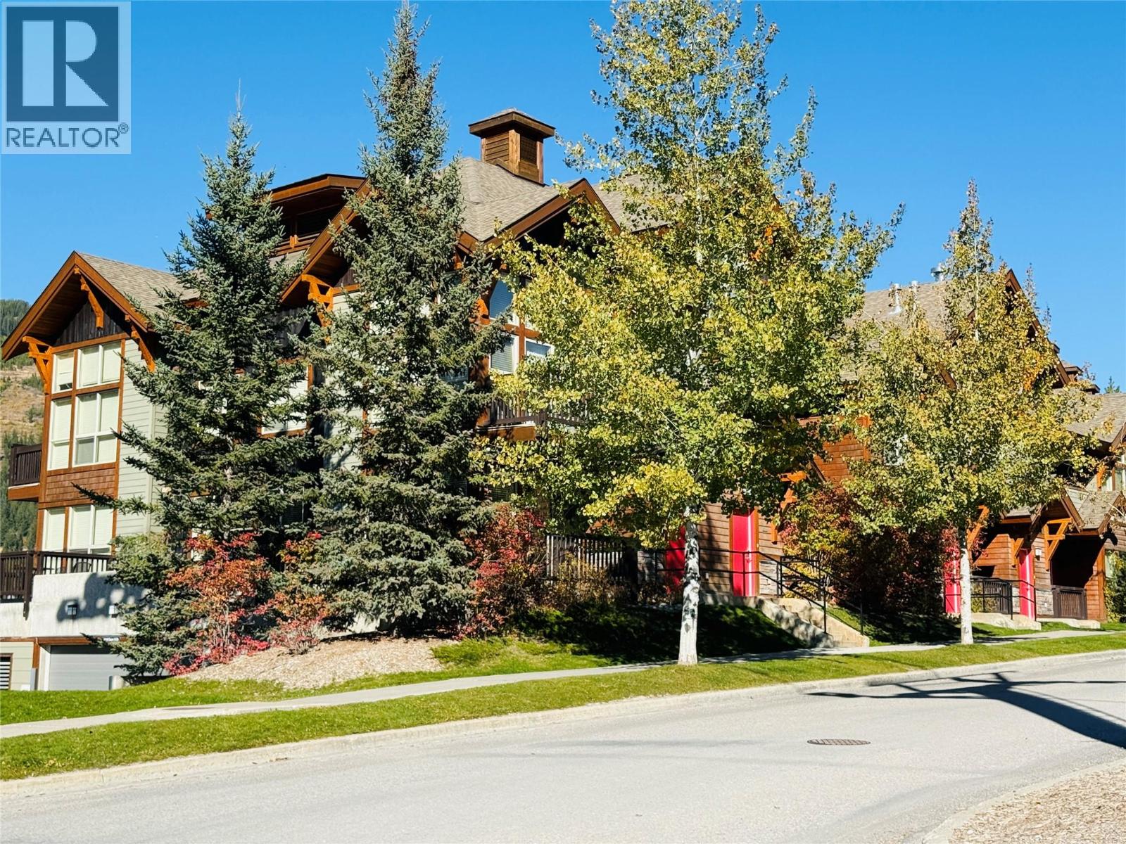 #215 D 2049 SUMMIT Drive - Image 26