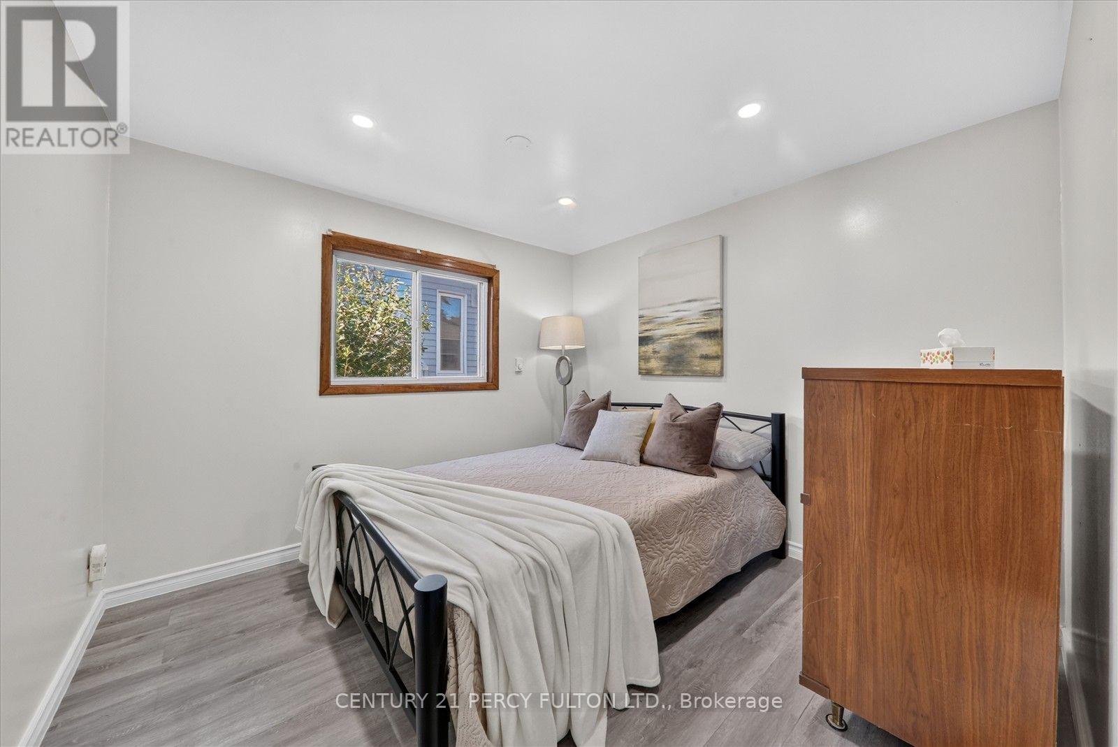 135 CEDAR CREST BEACH ROAD - 20