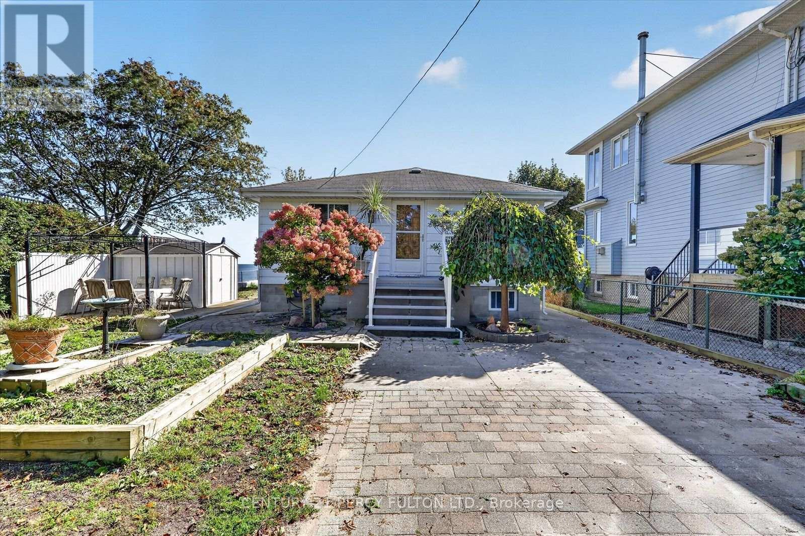 135 Cedar Crest Beach Road, Clarington, ON photo 8
