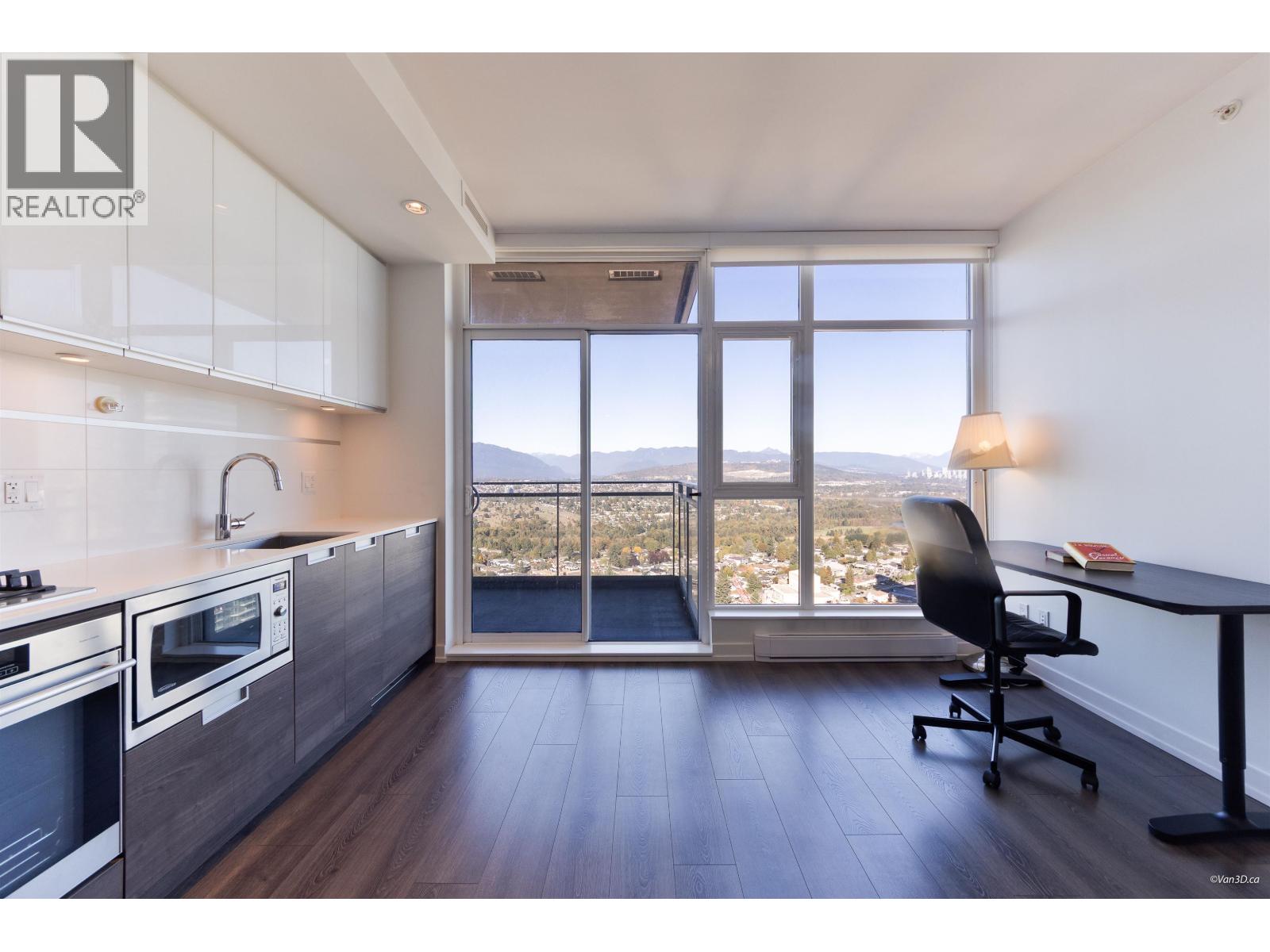 3606 4688 KINGSWAY, Burnaby - Image 1
