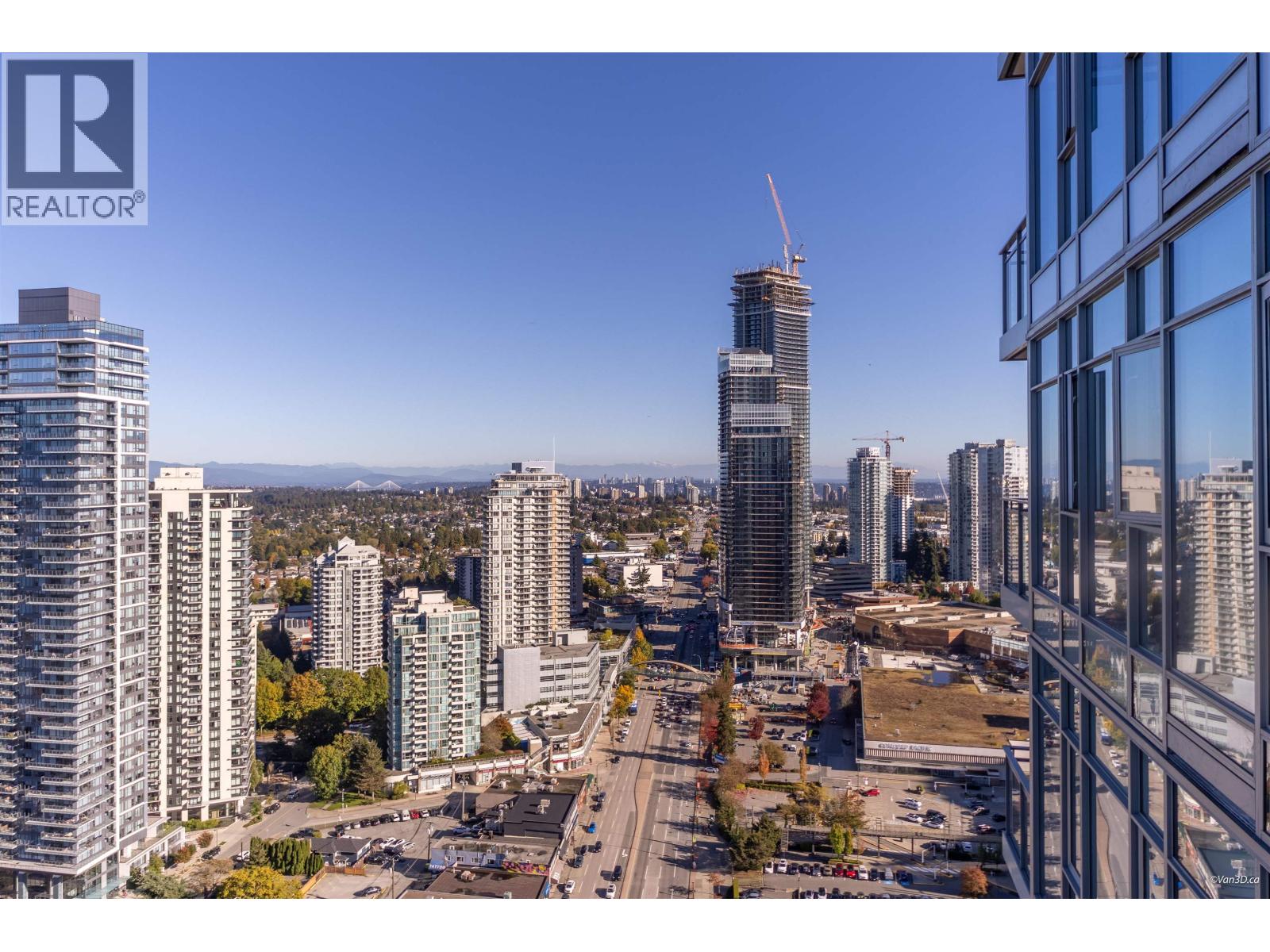 3606 4688 KINGSWAY, Burnaby - Image 1