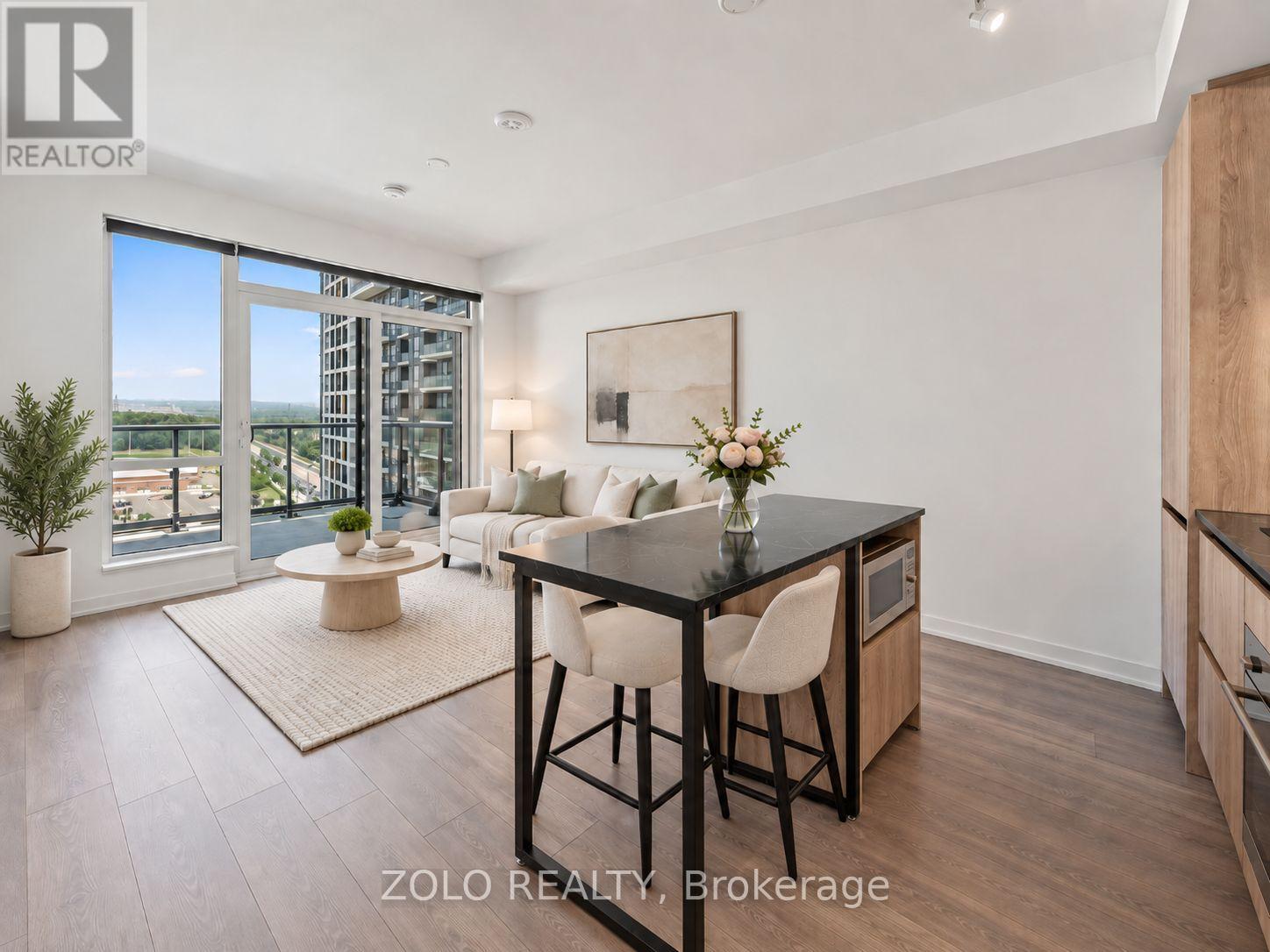 Photo of 7950 Bathurst Street