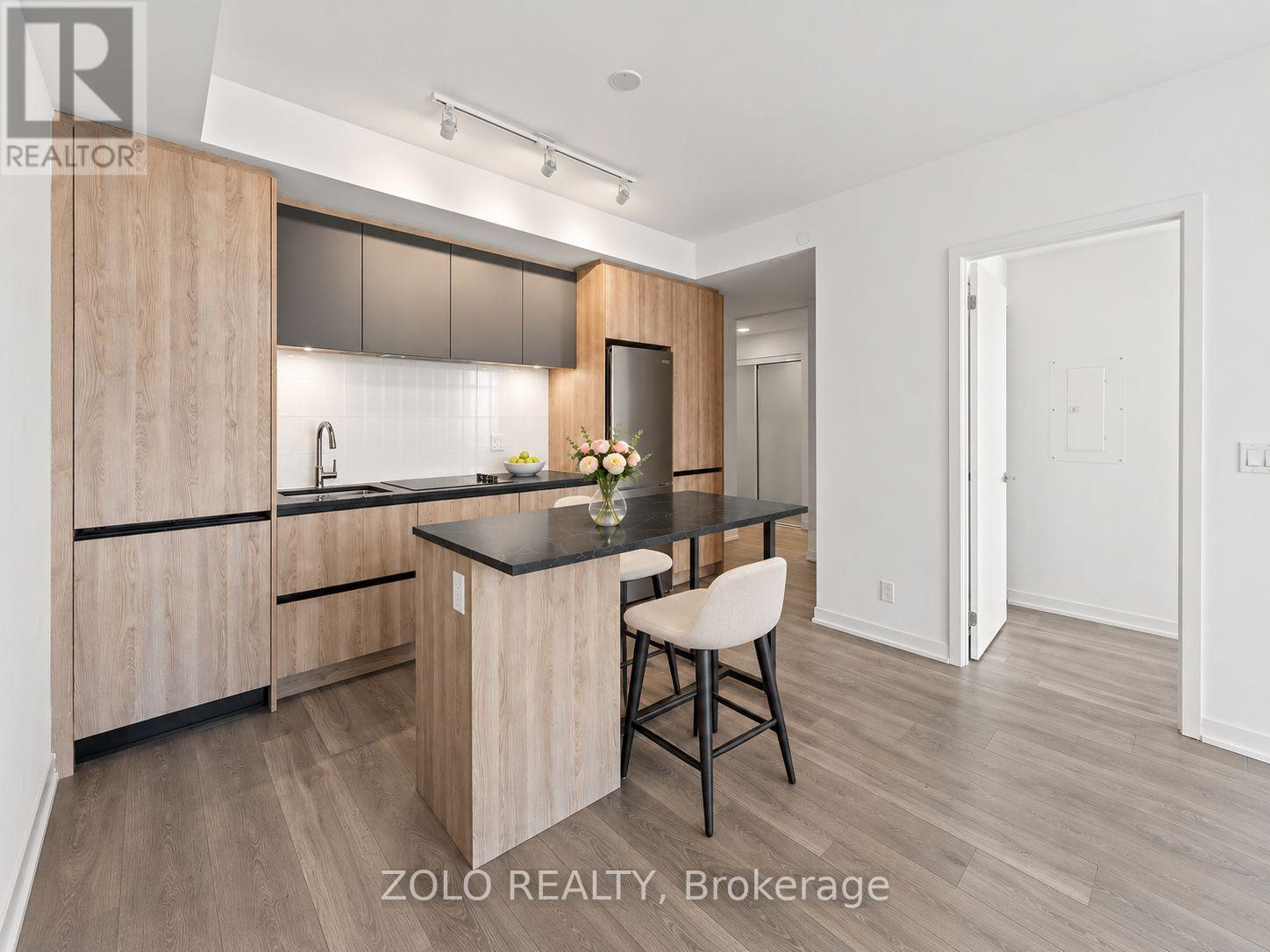 1324 - 7950 BATHURST STREET, Vaughan (Beverley Glen) — photo 4