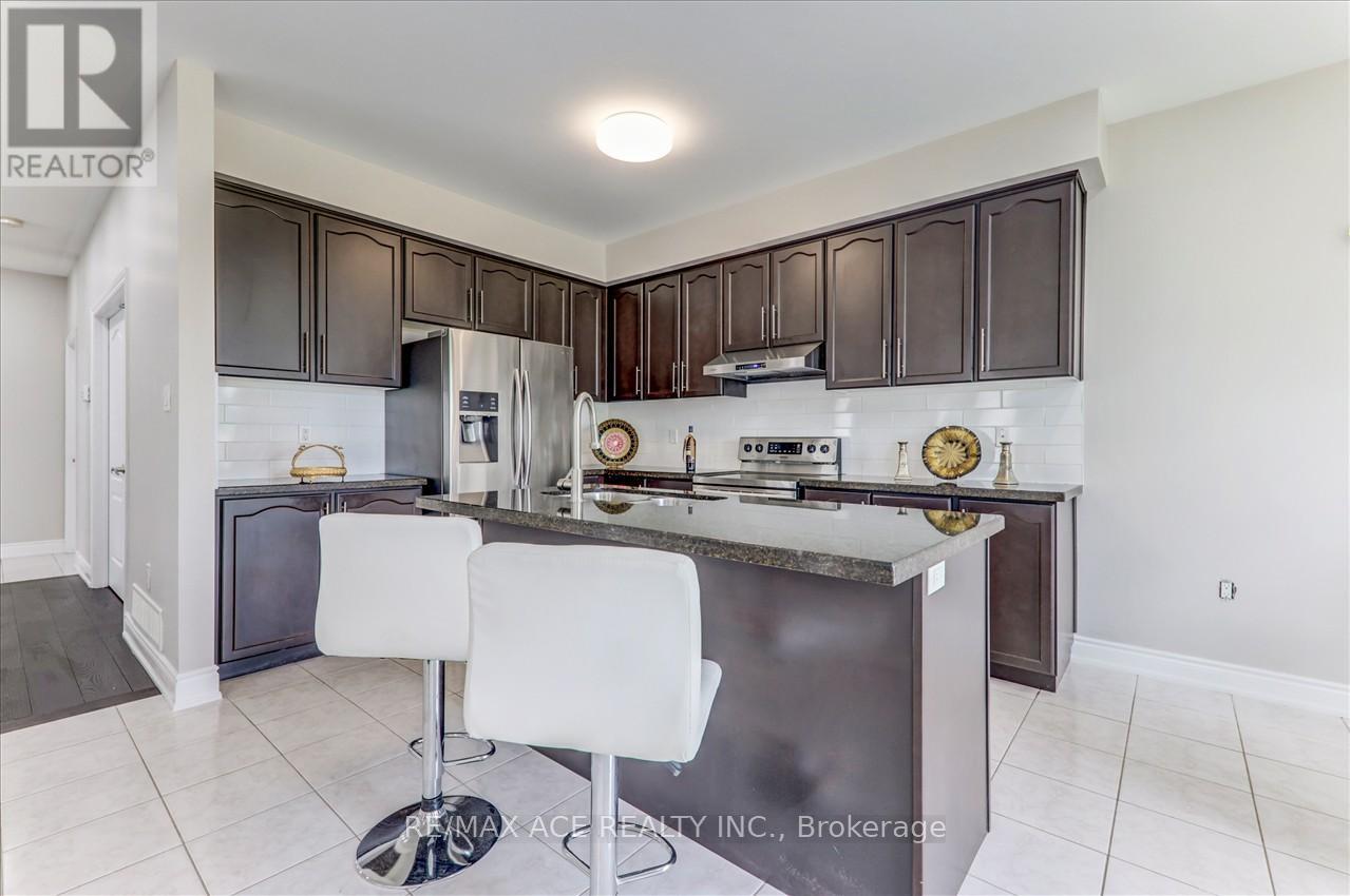 168 Rutherford Road, Bradford West Gwillimbury, ON photo 5
