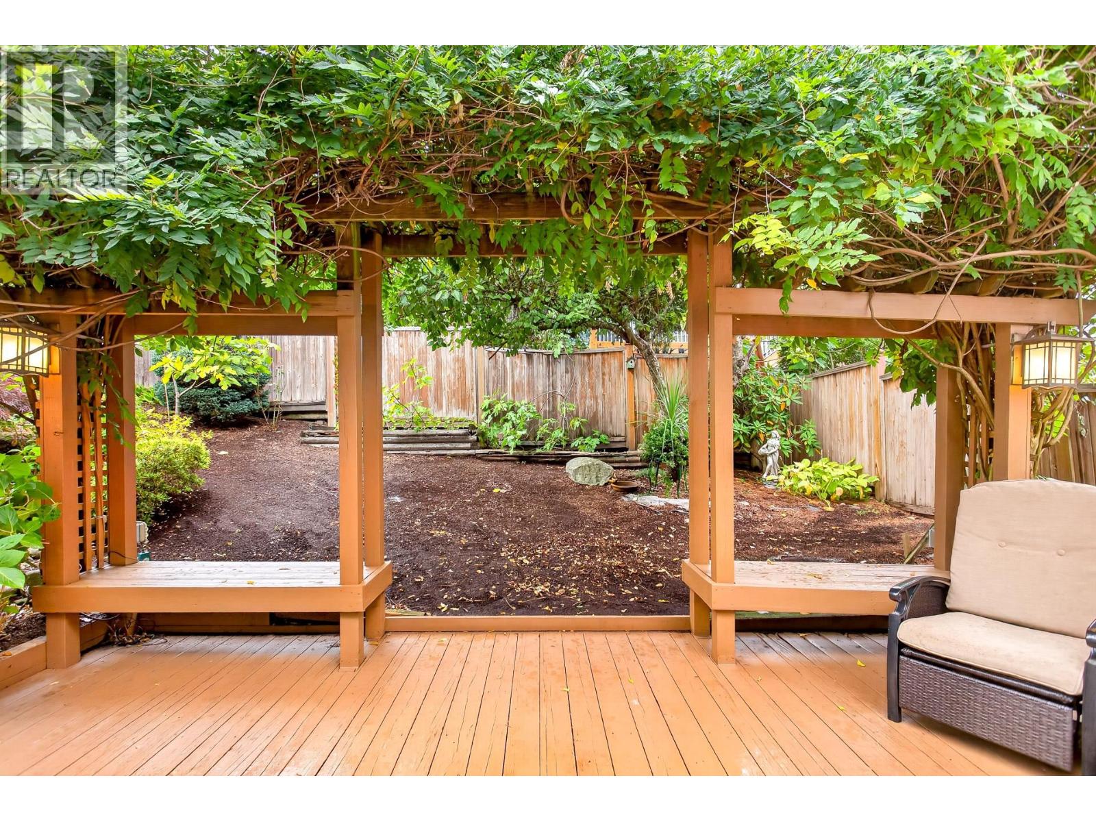 Photo 37
