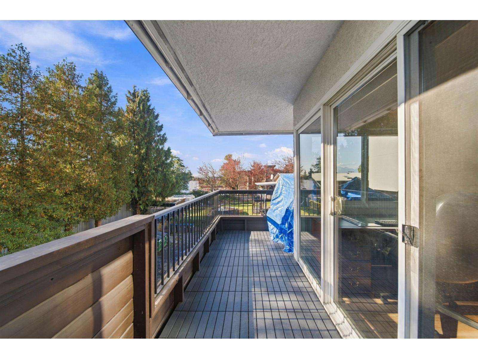 Photo of 203 13530 HILTON ROAD 18