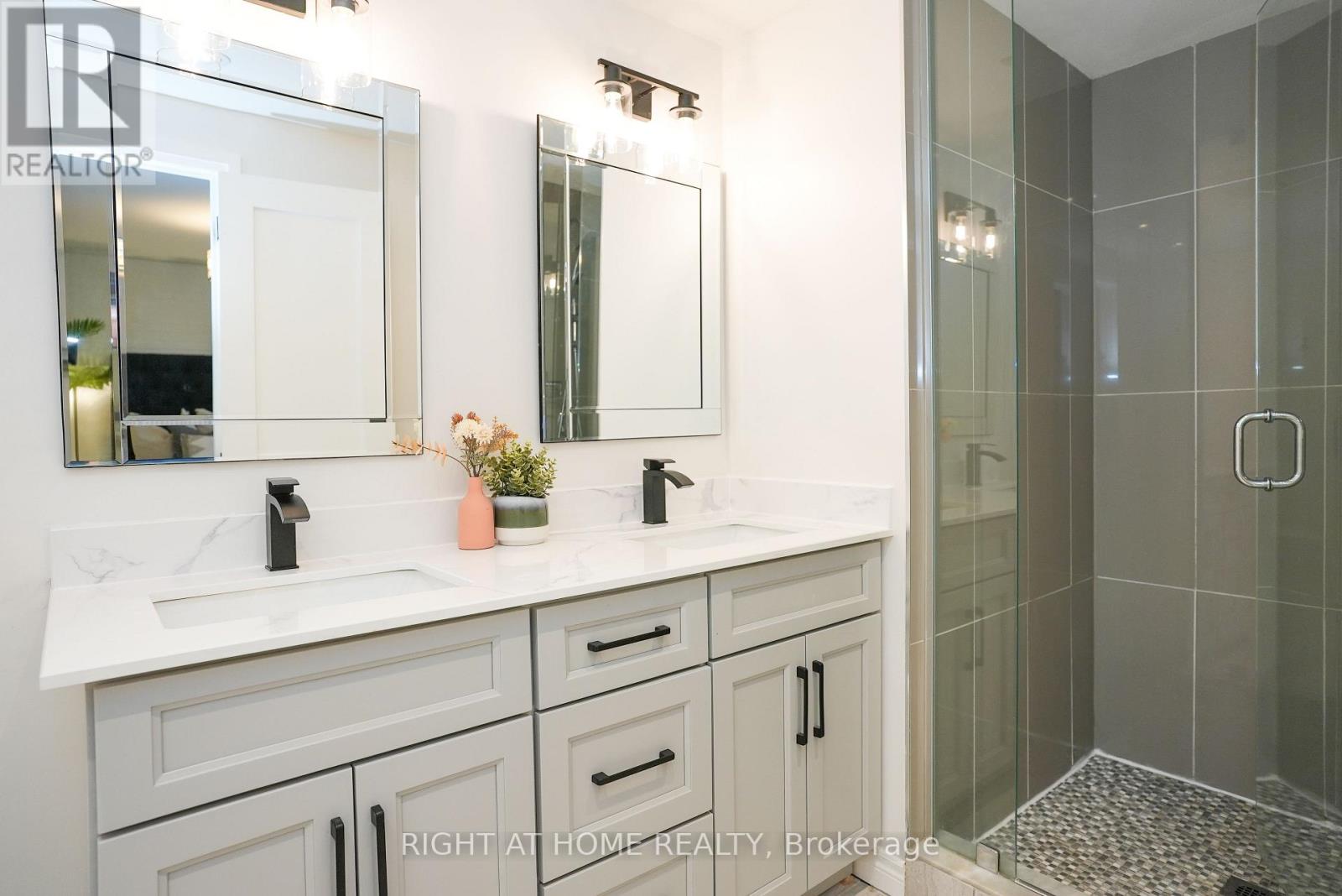 2038 Chrisdon Road, Burlington, ON photo 24