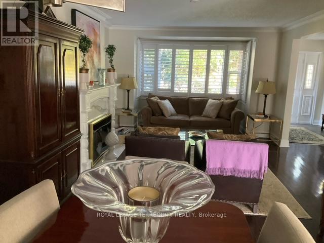 14 Humbercrest Boulevard, Toronto, ON photo 6