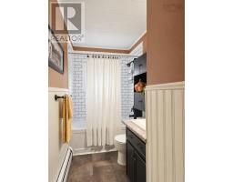 73 King Street, Yarmouth, NS B5A2Y2 Photo 17