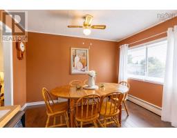 Bedroom - 73 King Street, Yarmouth, NS B5A2Y2 Photo 8