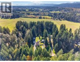 1981 Dzini Rd, Black Creek, BC V9J1H1 Photo 41