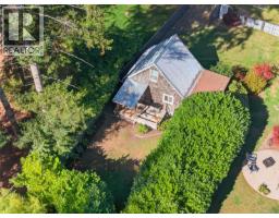 1981 Dzini Rd, Black Creek, BC V9J1H1 Photo 44