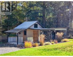 1981 Dzini Rd, Black Creek, BC V9J1H1 Photo 63