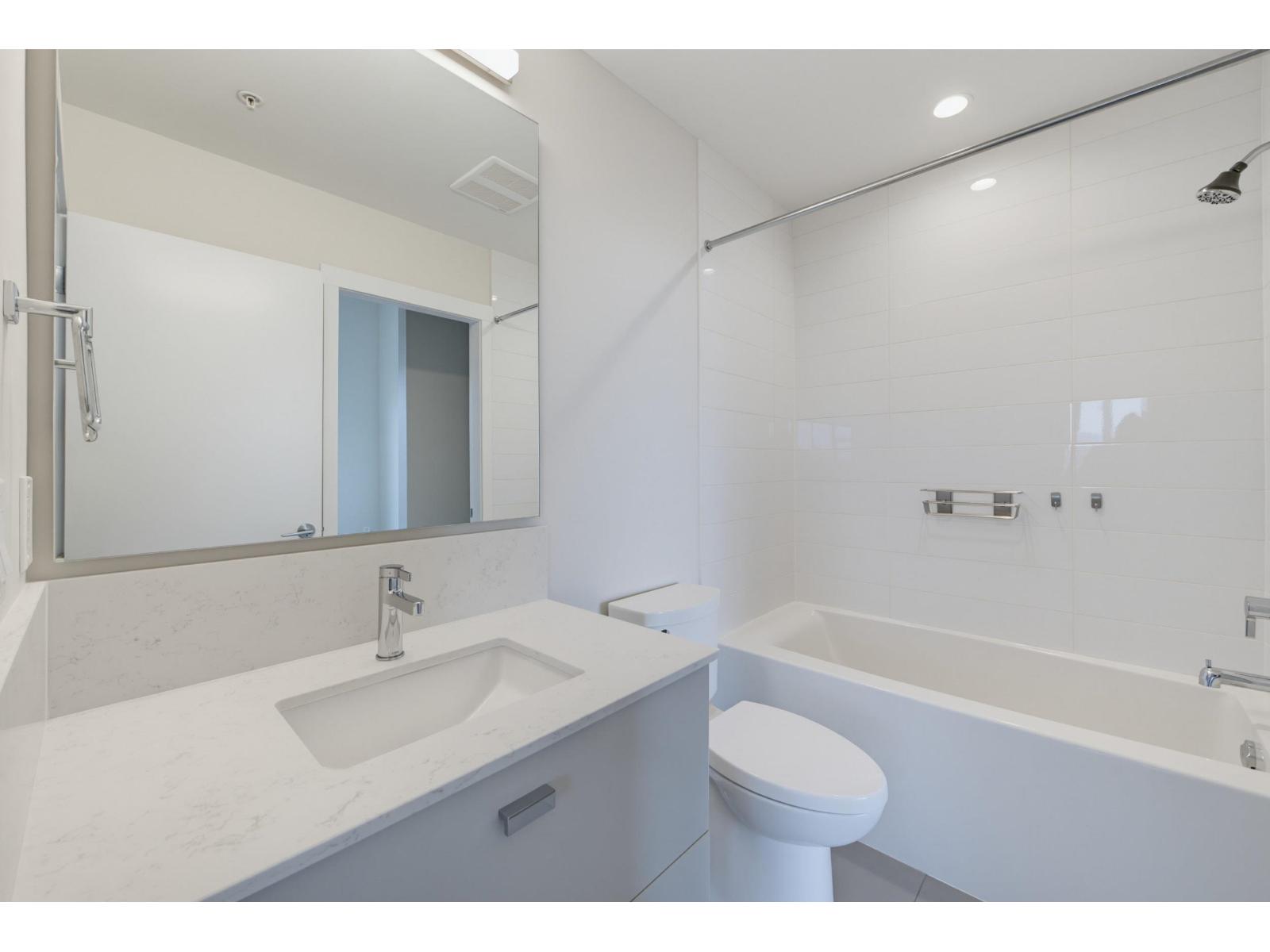 509 10838 WHALLEY BOULEVARD, Surrey