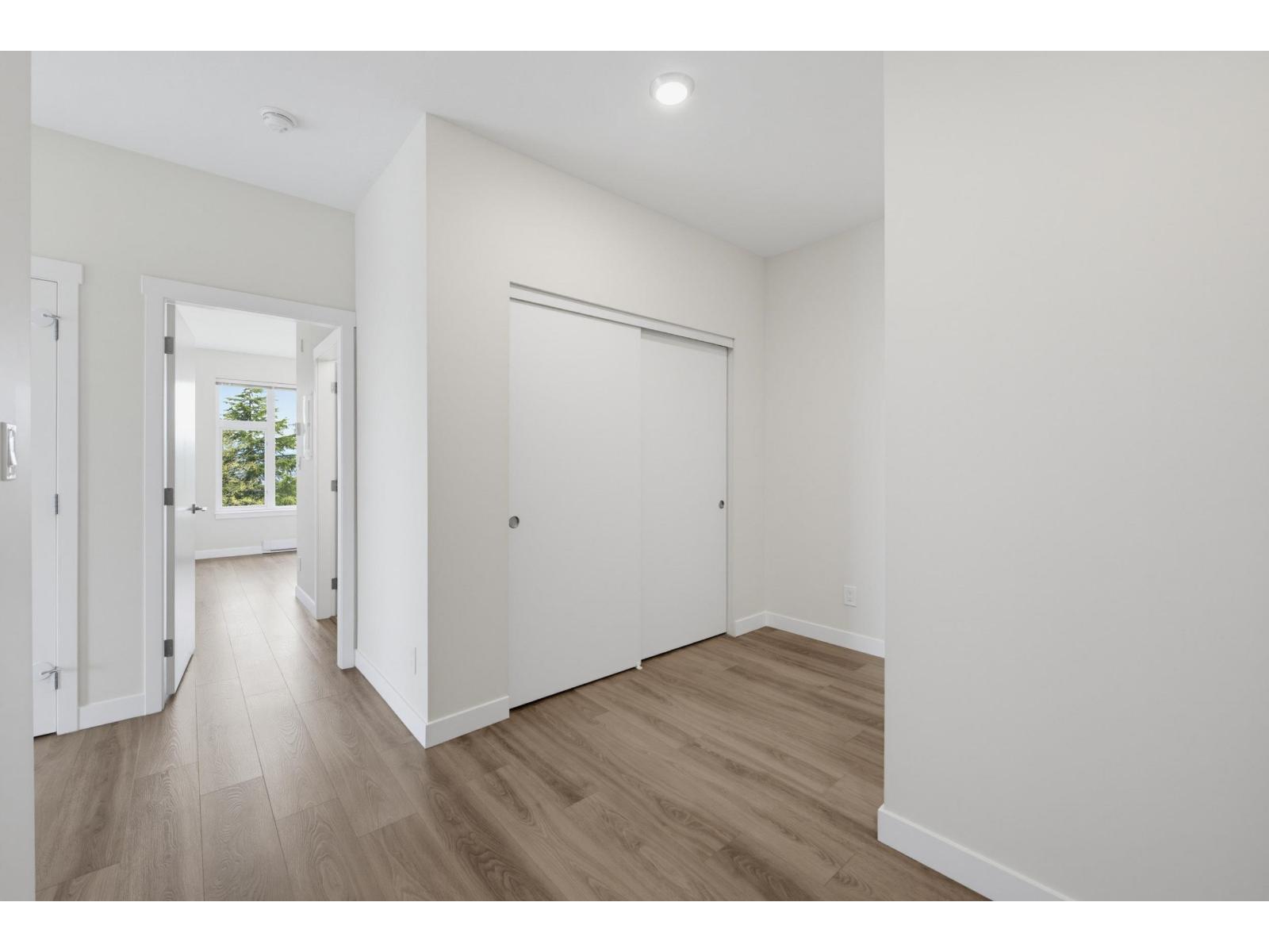 509 10838 WHALLEY BOULEVARD, Surrey