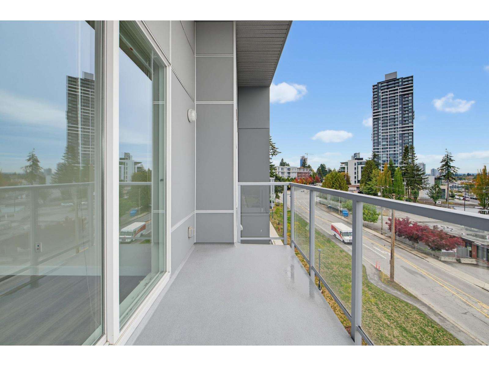 509 10838 WHALLEY BOULEVARD, Surrey