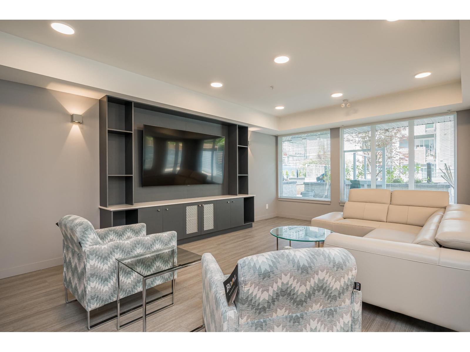 509 10838 WHALLEY BOULEVARD, Surrey