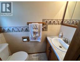 9729 York Road, West Lincoln, ON L0R1E0 Photo 24