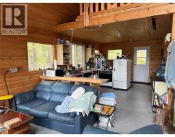 912 Bradley Road, Seymour Arm, BC V0E2V2 Photo 22