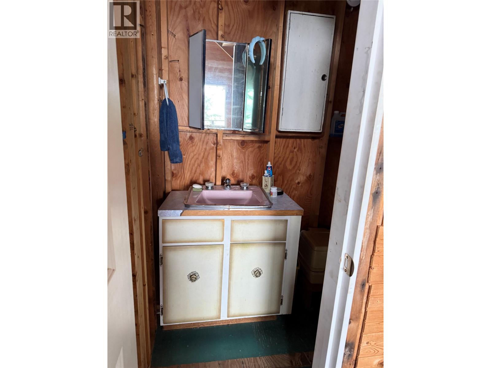 912 Bradley Road - 23