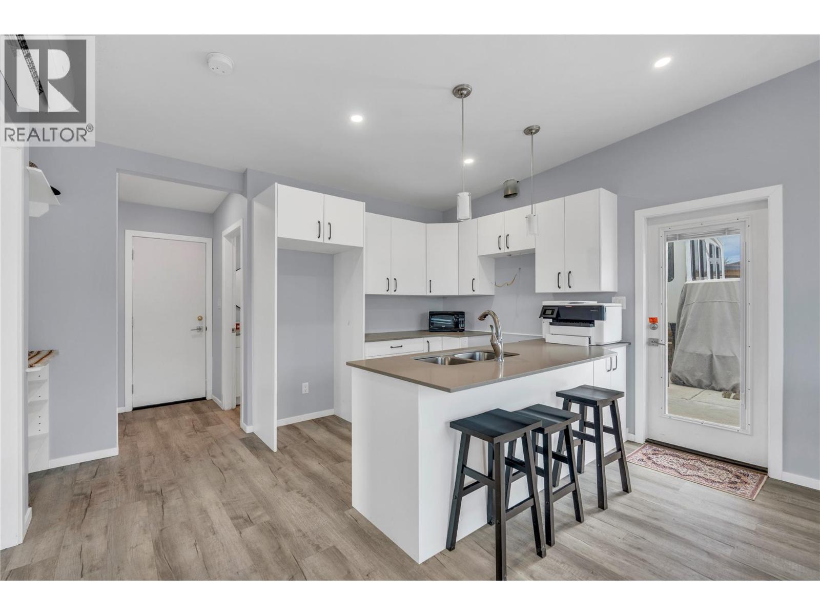 2501 Radio Tower Road Unit# 17, Oliver
