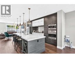 2220 33 Street SW - photo 4