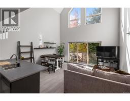 Living room - 76 1406 Jingle Pot Rd, Nanaimo, BC V9R0A9 Photo 7