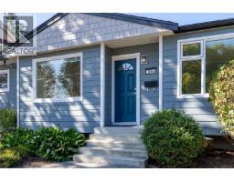 916 Burnside Rd W, Saanich, BC V8Z1N2 Photo 31