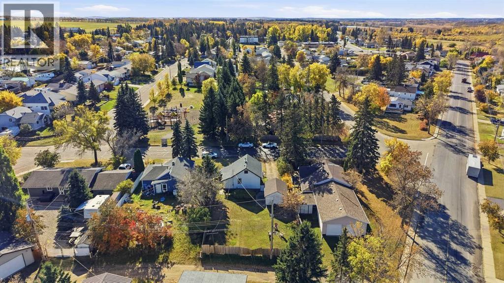 Listing photo – 4508 42 Avenue, Ponoka