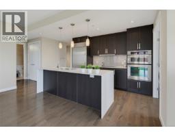 402 999 Burdett Ave, Victoria, BC V8V3G7 Photo 20