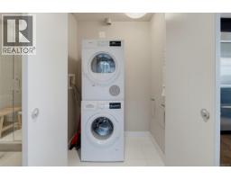 402 999 Burdett Ave, Victoria, BC V8V3G7 Photo 24