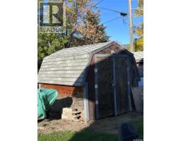 215 1st Street, North Portal, SK S0C1W0 Photo 6