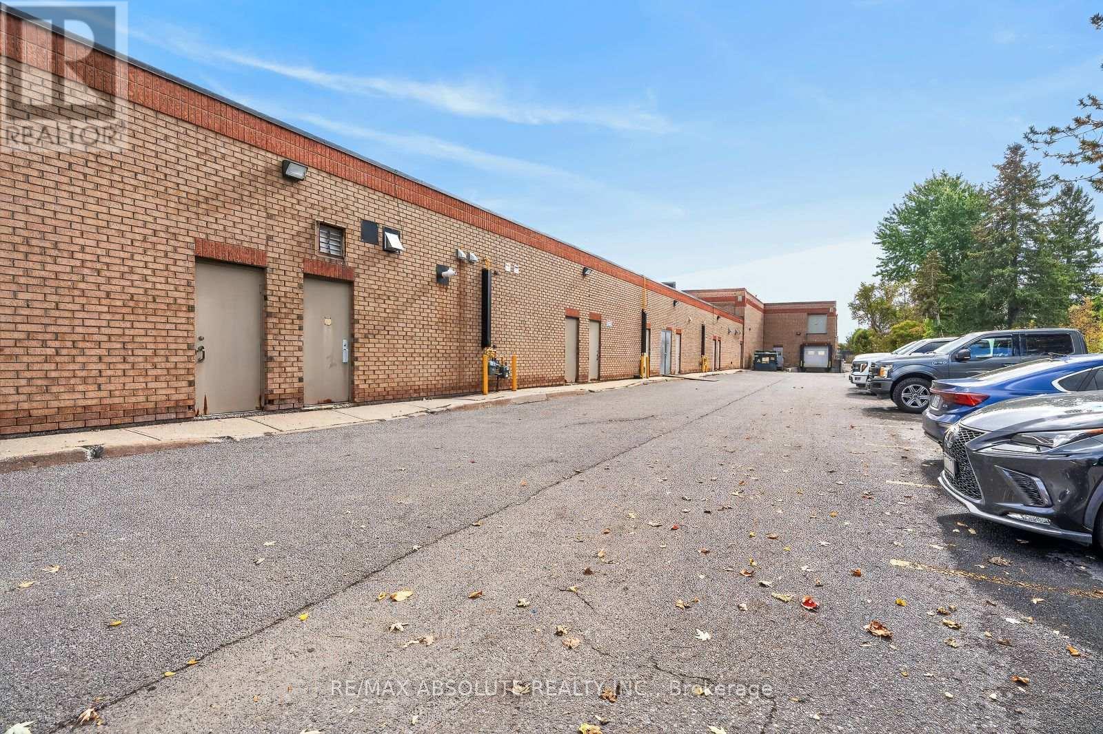 Commercial Properties for Rent in Ottawa – 104/105 – 1300 MAIN STREET – By Peter Sagos - Image 26