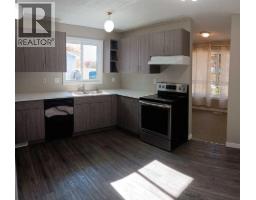 Bedroom - 235 Shawcliffe Circle Sw, Calgary, AB T2Y1E8 Photo 8