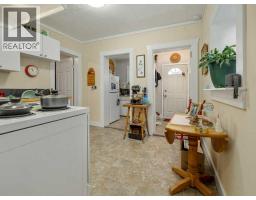 11713 20 Avenue, Blairmore, AB T0K0E0 Photo 11