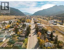 11713 20 Avenue, Blairmore, AB T0K0E0 Photo 30