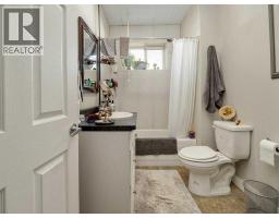 11713 20 Avenue, Blairmore, AB T0K0E0 Photo 9
