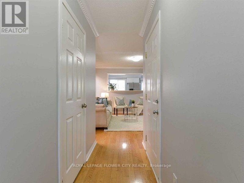 43 GARIBALDI DRIVE, Brampton (Fletcher's Meadow) — photo 4