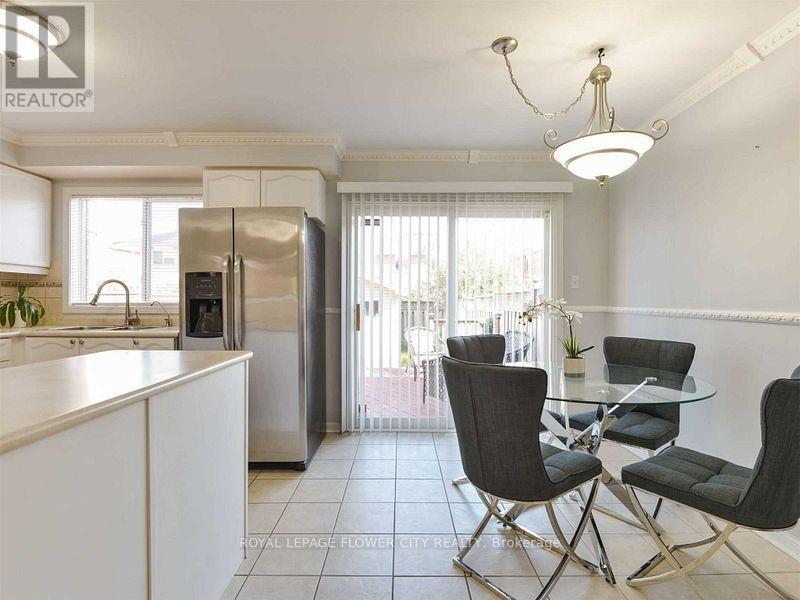 43 GARIBALDI DRIVE, Brampton (Fletcher's Meadow) — photo 8