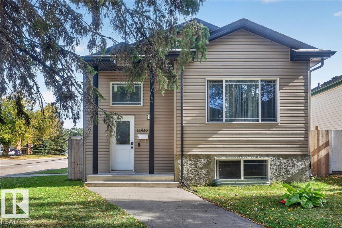 Photo of 11947 67 ST NW, Edmonton