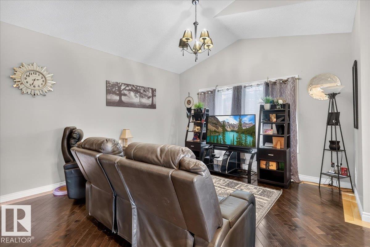 11947 67 ST NW - Image 9