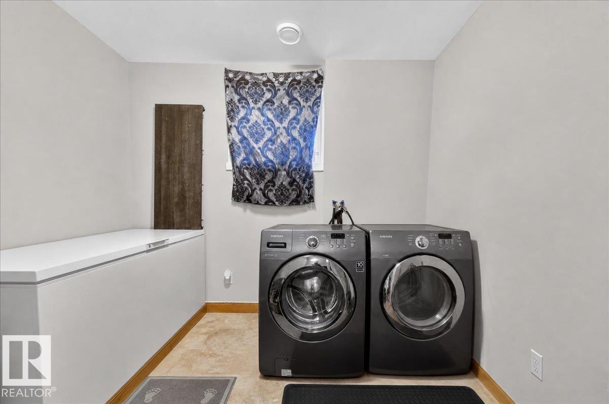 11947 67 ST NW - 31