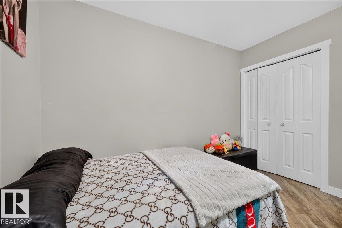 11947 67 ST NW - Image 40