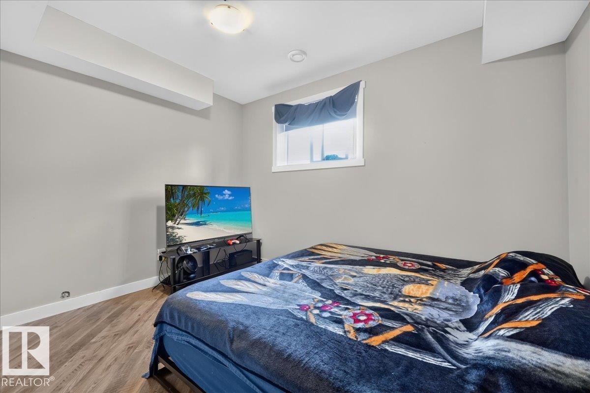 11947 67 ST NW - Image 42