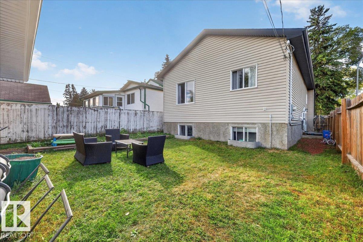 11947 67 ST NW - Image 49